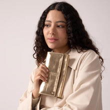 Charger l'image dans la galerie, Pochette Gina doré cuivré