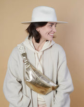 Charger l'image dans la galerie, Sac banane Nicole doré
