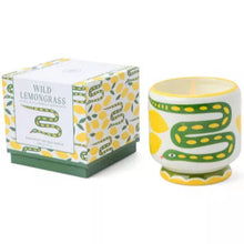 Charger l'image dans la galerie, Bougie parfumée " Snake "