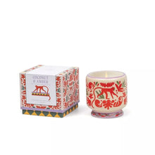 Charger l'image dans la galerie, Bougie parfumée " Jungle"
