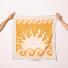 Charger l'image dans la galerie, Foulard Solarium Ocre