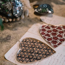Charger l'image dans la galerie, Plateau émaillé coeur - Albizia