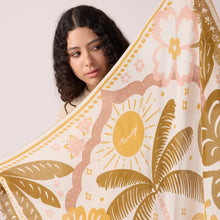 Charger l&#39;image dans la galerie, Foulard &quot;Tiger in the palmeraie&quot; Bronze
