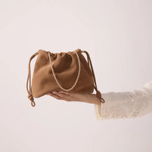 Charger l&#39;image dans la galerie, Sac à main pochette Tessa Fauve
