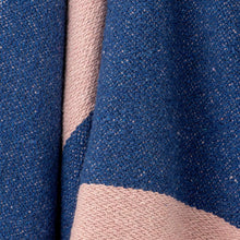 Charger l&#39;image dans la galerie, Plaid Cadeo bleu
