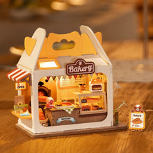 Charger l&#39;image dans la galerie, Maison miniature - Teddy Breadbox
