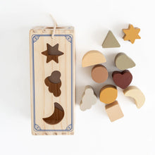 Charger l&#39;image dans la galerie, Boîte à formes en bois FSC
