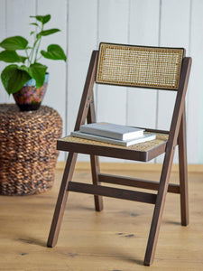 Chaise cannée -  Loupe