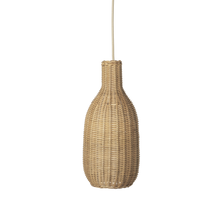 Charger l'image dans la galerie, Suspension en rotin Bottle - Ferm Living
